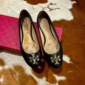 Tory Burch Claire Ballet Flats Black Leather Gold Logo Size 7